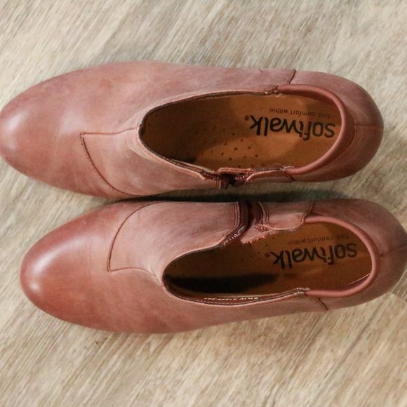 Softwalk Kora Booties - Picture 4 of 8